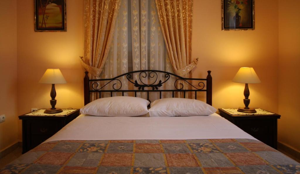 Sofia Pension Rhodes City Room photo
